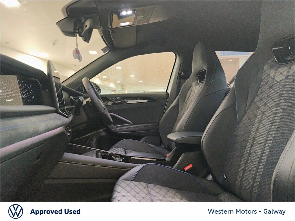 Volkswagen Tayron SUV, Petrol Plug-in Hybrid, 2026, Silver