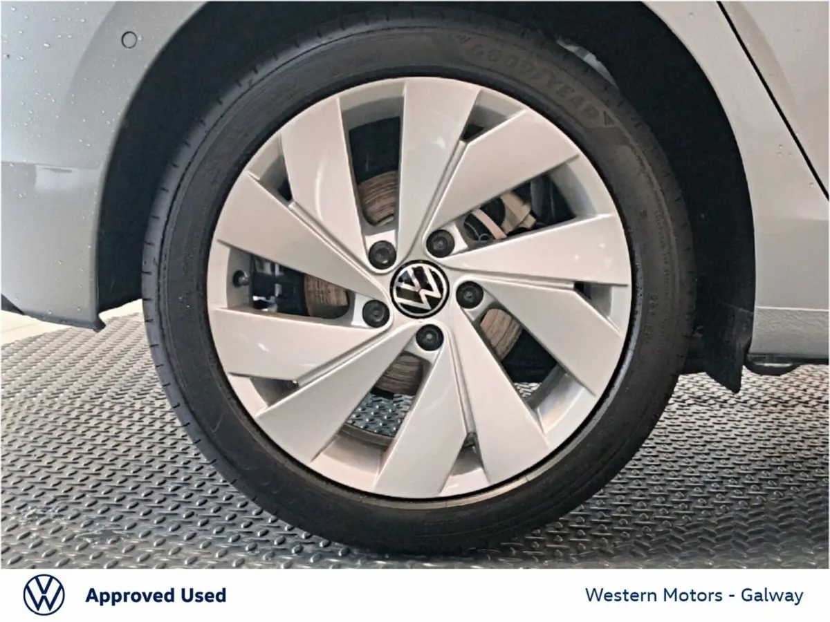 Volkswagen Golf Hatchback, Diesel, 2026, Silver