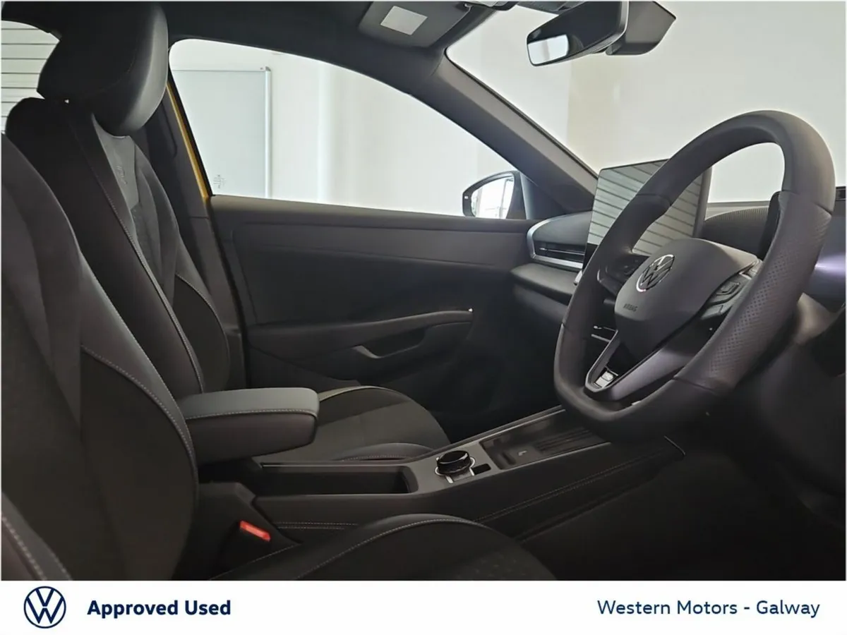 Volkswagen T-Roc SUV, Petrol, 2026, Yellow