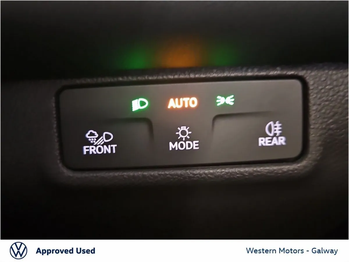 Volkswagen T-Roc SUV, Petrol, 2026, Yellow
