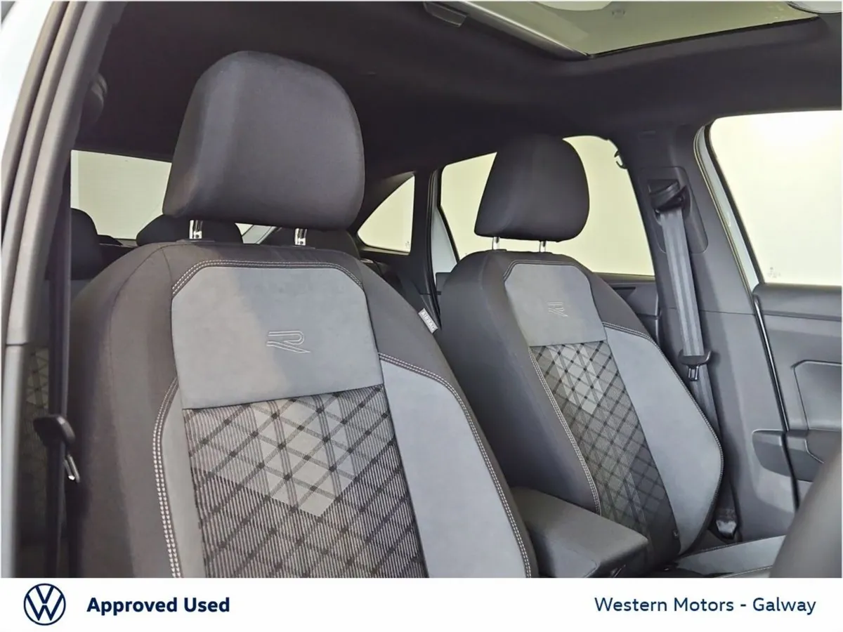 Volkswagen Taigo Hatchback, Petrol, 2026, White