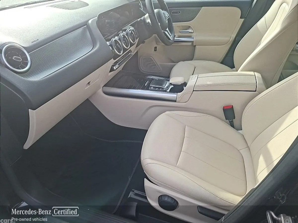 Mercedes-Benz GLA SUV, Petrol, 2022, Black