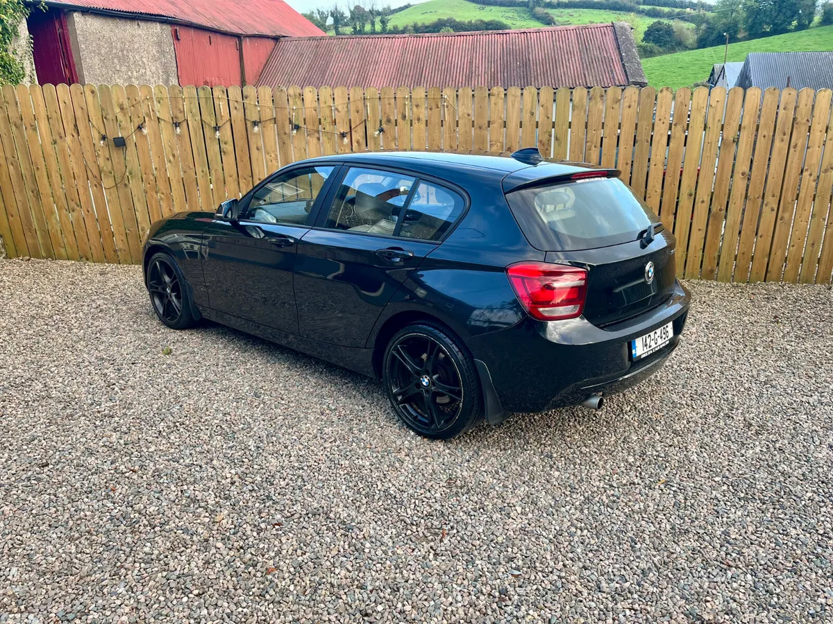 BMW 1-Series Hatchback, Diesel, 2014, Black