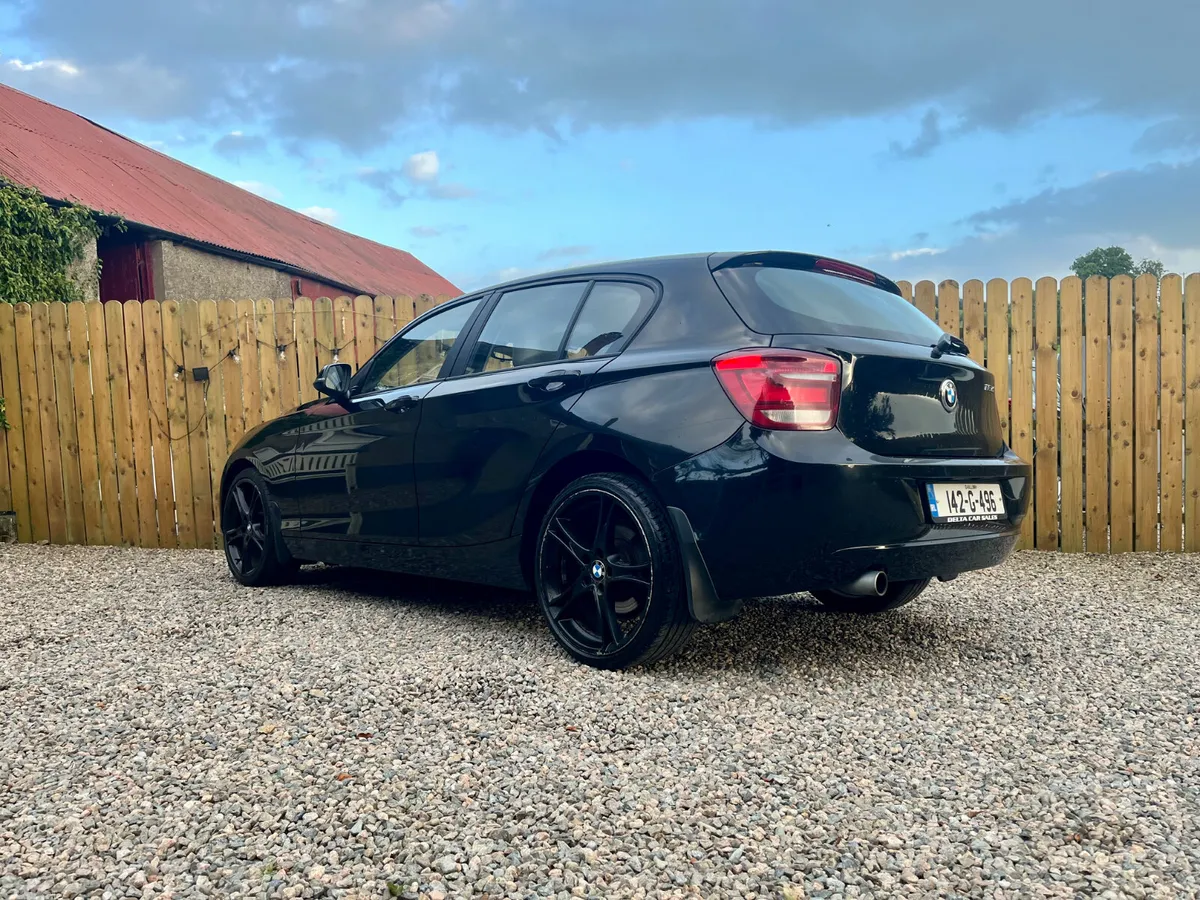 BMW 1-Series Hatchback, Diesel, 2014, Black