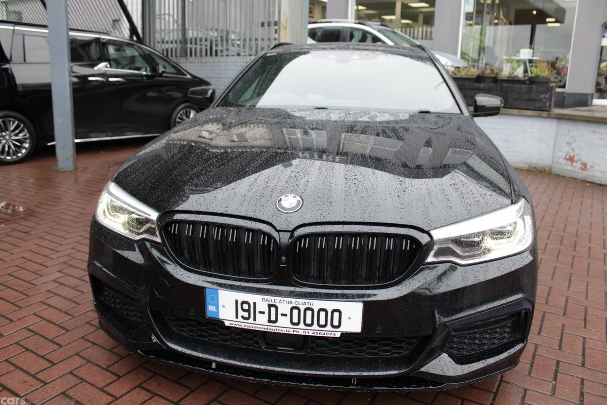 BMW 5-Series Estate, Diesel, 2019, Black