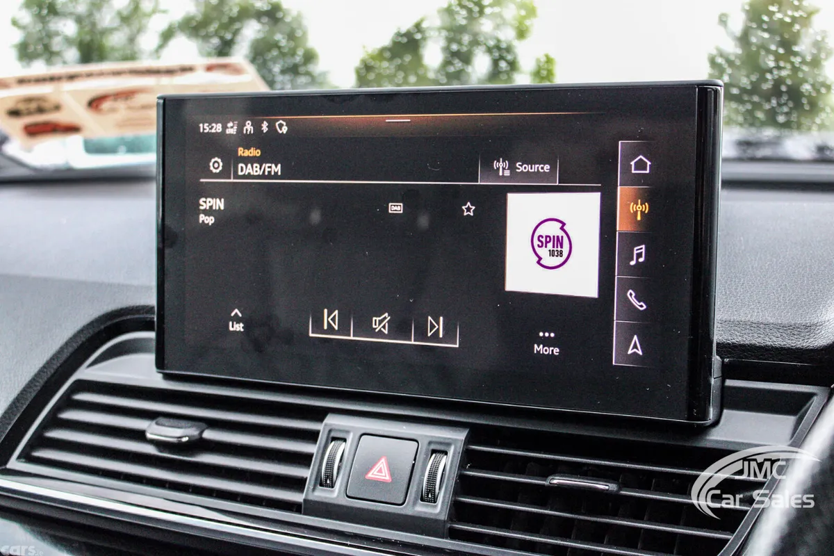 Audi Q5 SUV, Petrol Hybrid, 2023, Black