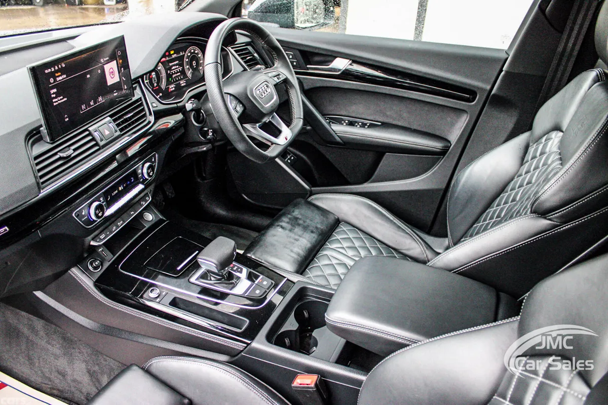 Audi Q5 SUV, Petrol Hybrid, 2023, Black