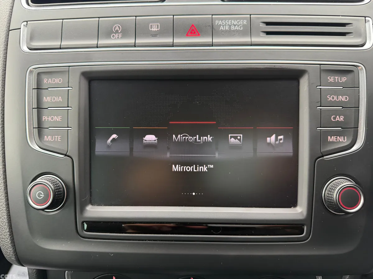 Volkswagen Polo Hatchback, Petrol, 2014, Red