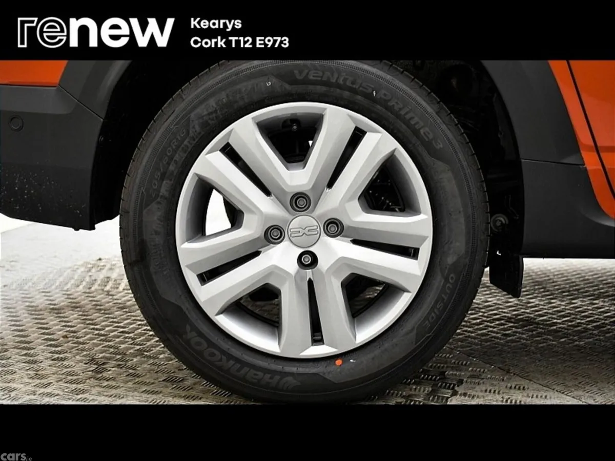 Dacia Jogger MPV, Petrol, 2023, Brown