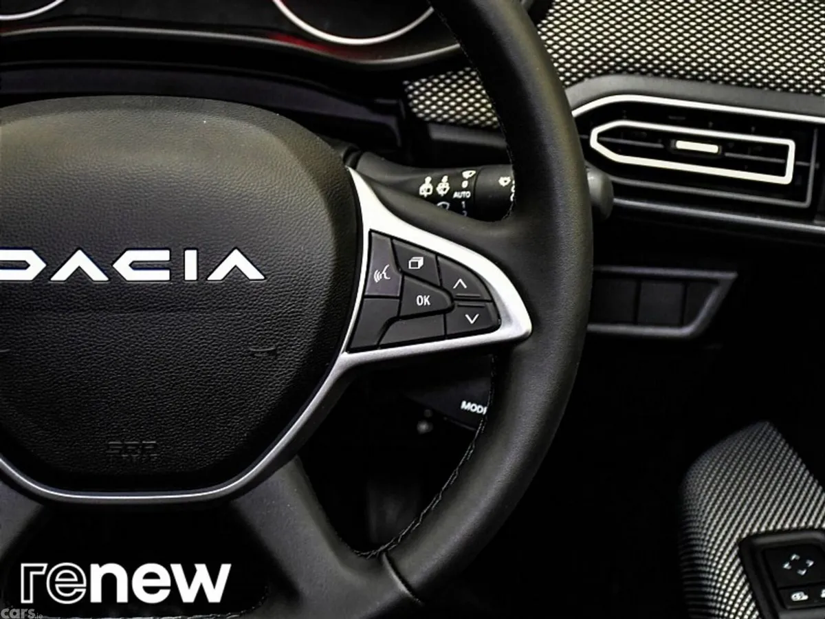 Dacia Jogger MPV, Petrol, 2023, Brown