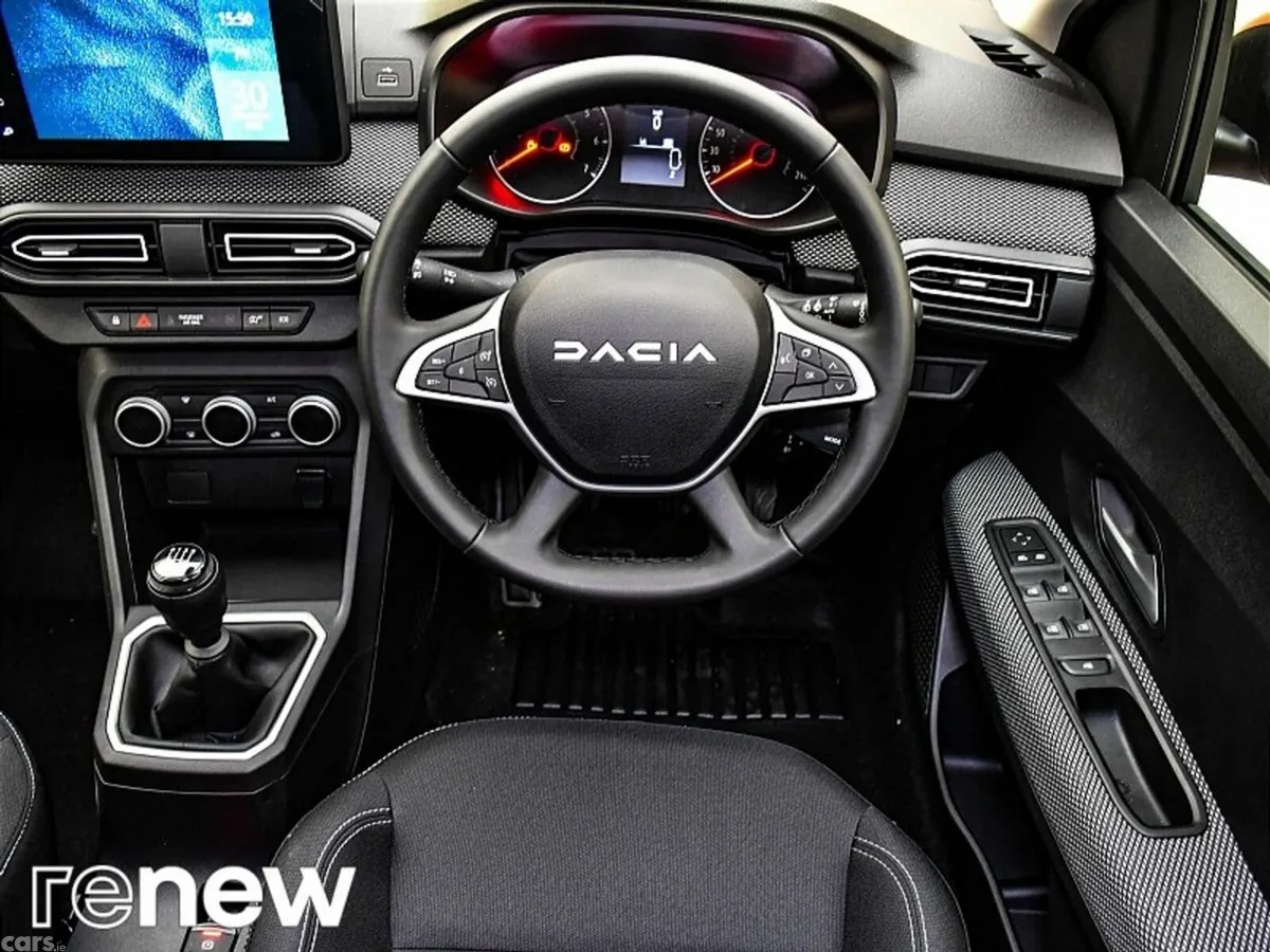 Dacia Jogger MPV, Petrol, 2023, Brown