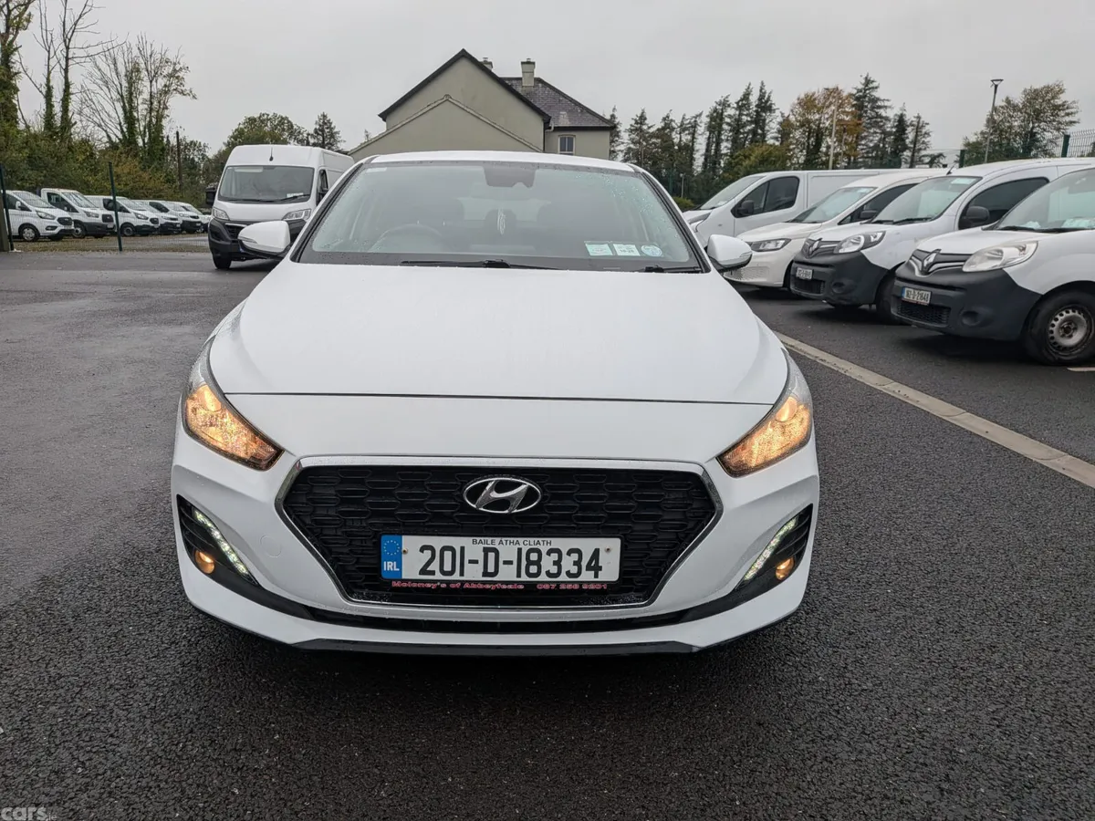 Hyundai i30 Hatchback, Petrol, 2020, White