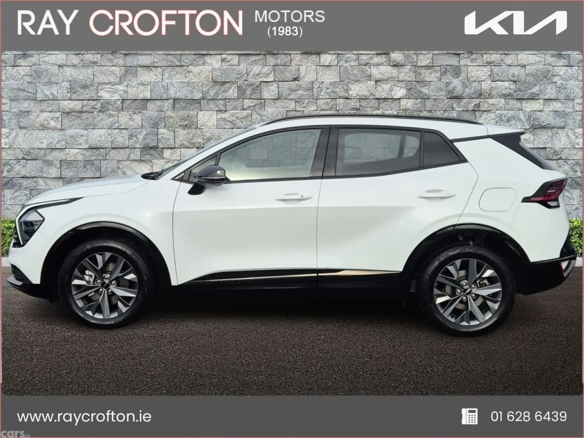 Kia Sportage SUV, Petrol Hybrid, 2025, White