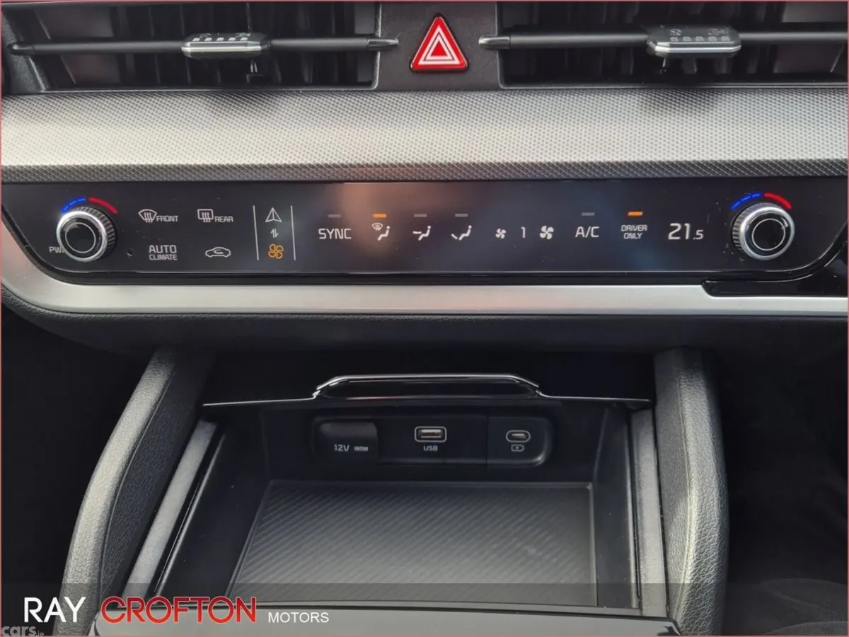 Kia Sportage SUV, Petrol Hybrid, 2025, White