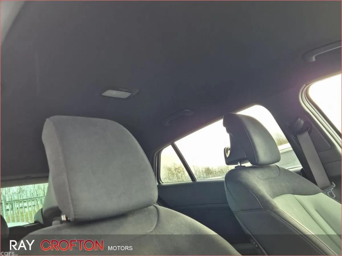 Kia Sportage SUV, Petrol Hybrid, 2025, White