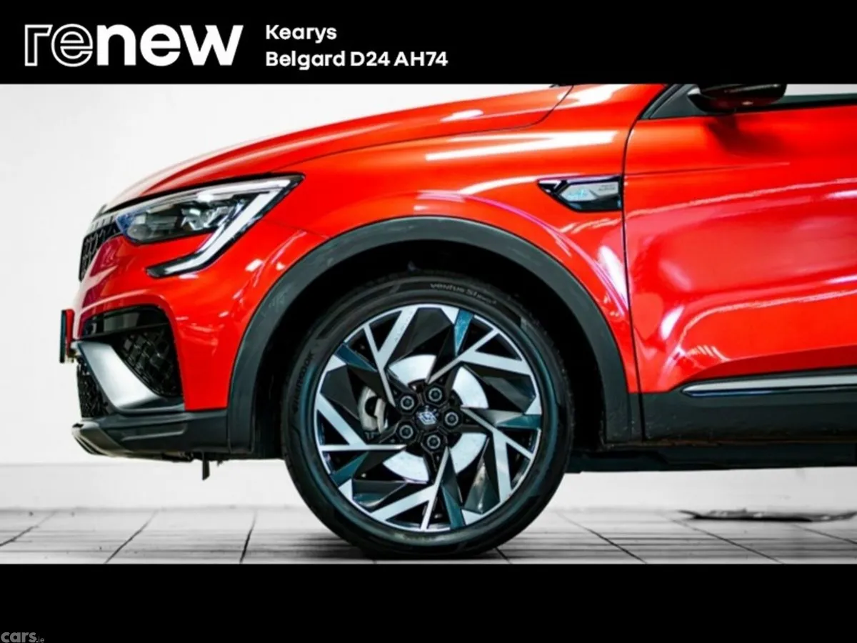 Renault Arkana Hatchback, Petrol, 2024, Red