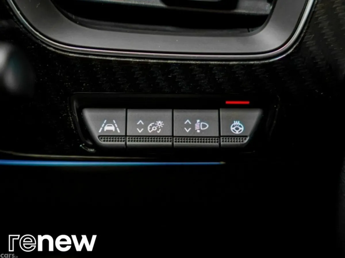 Renault Arkana Hatchback, Petrol, 2023, Red