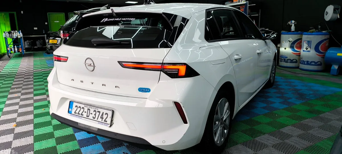 Opel Astra Hatchback, Diesel, 2022, White