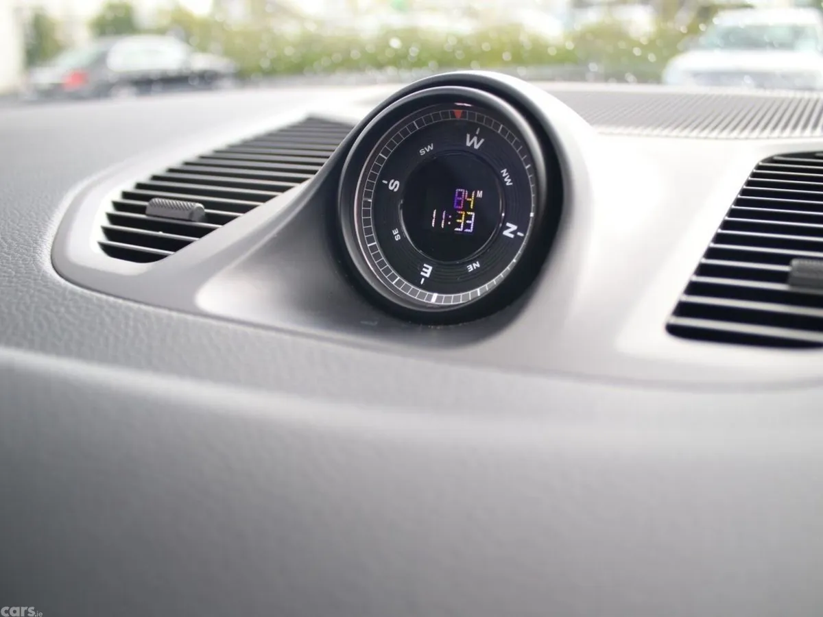 Porsche Cayenne SUV, Petrol Plug-in Hybrid, 2024, Silver