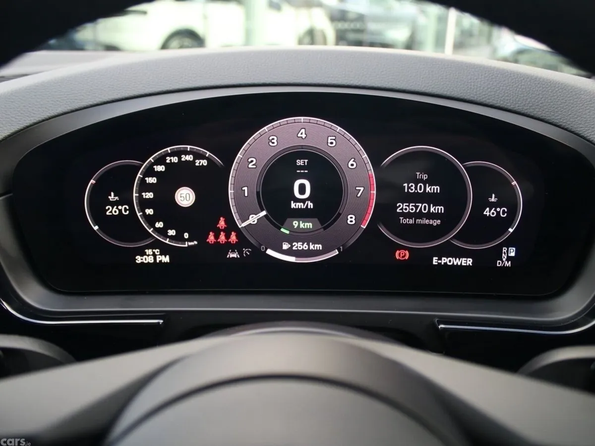 Porsche Cayenne SUV, Petrol Plug-in Hybrid, 2024, Silver