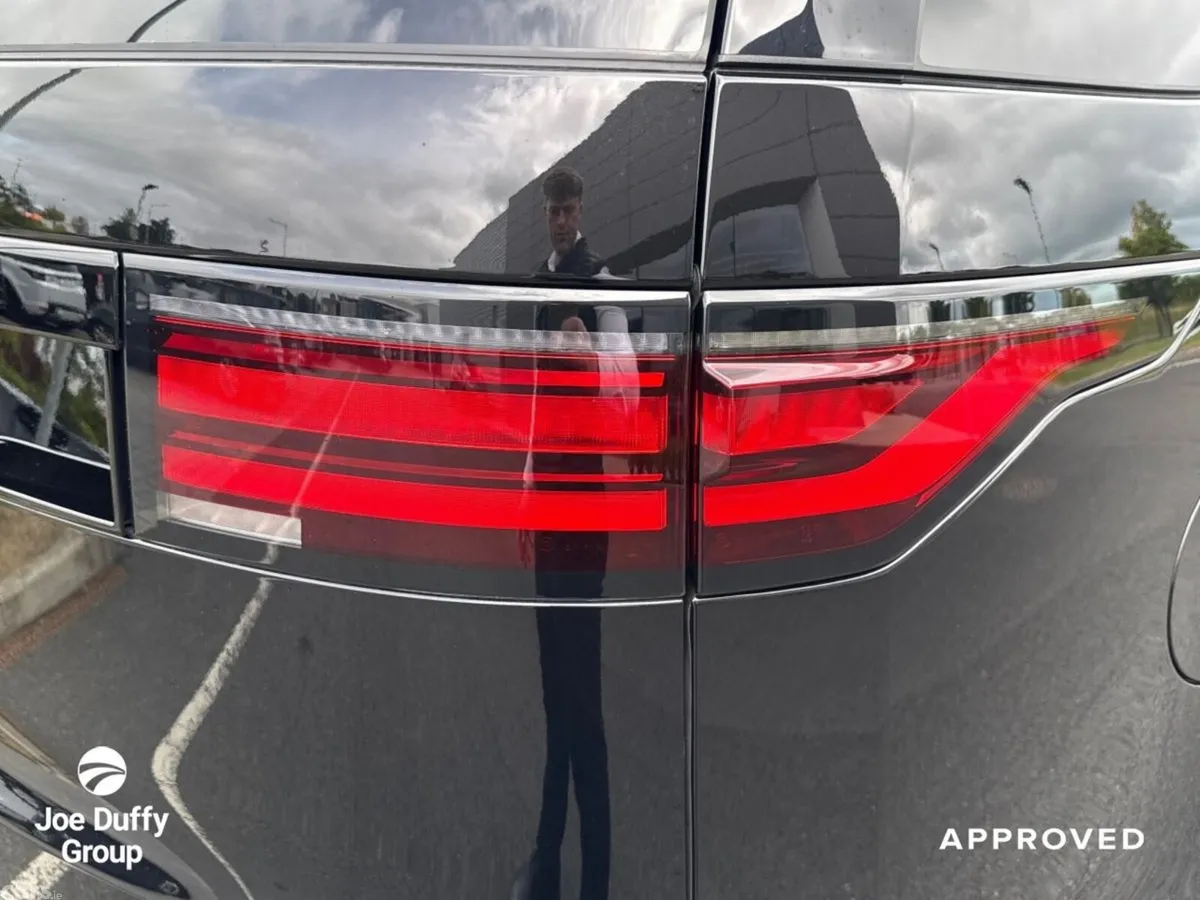Land Rover Discovery SUV, Diesel, 2024, Black