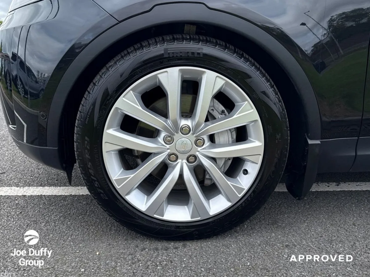 Land Rover Discovery SUV, Diesel, 2024, Black