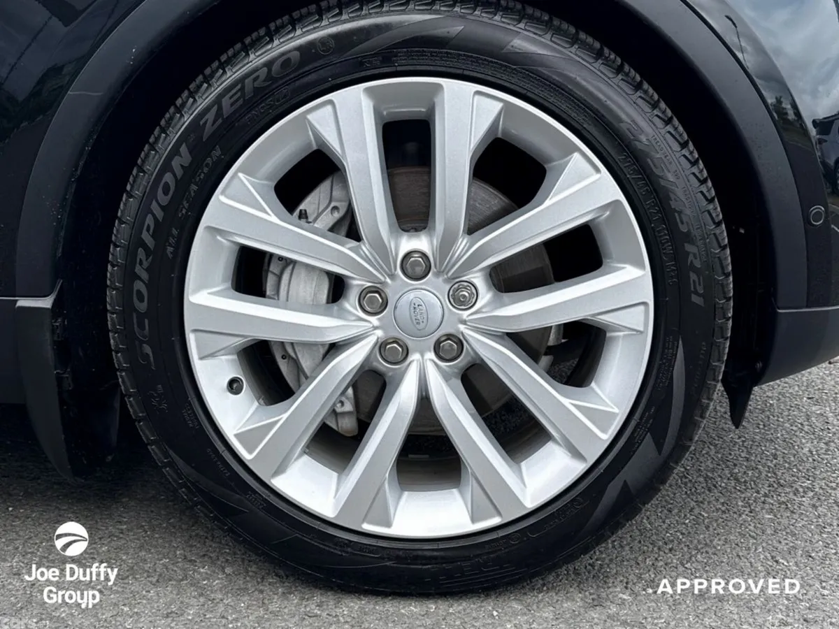 Land Rover Discovery SUV, Diesel, 2024, Black