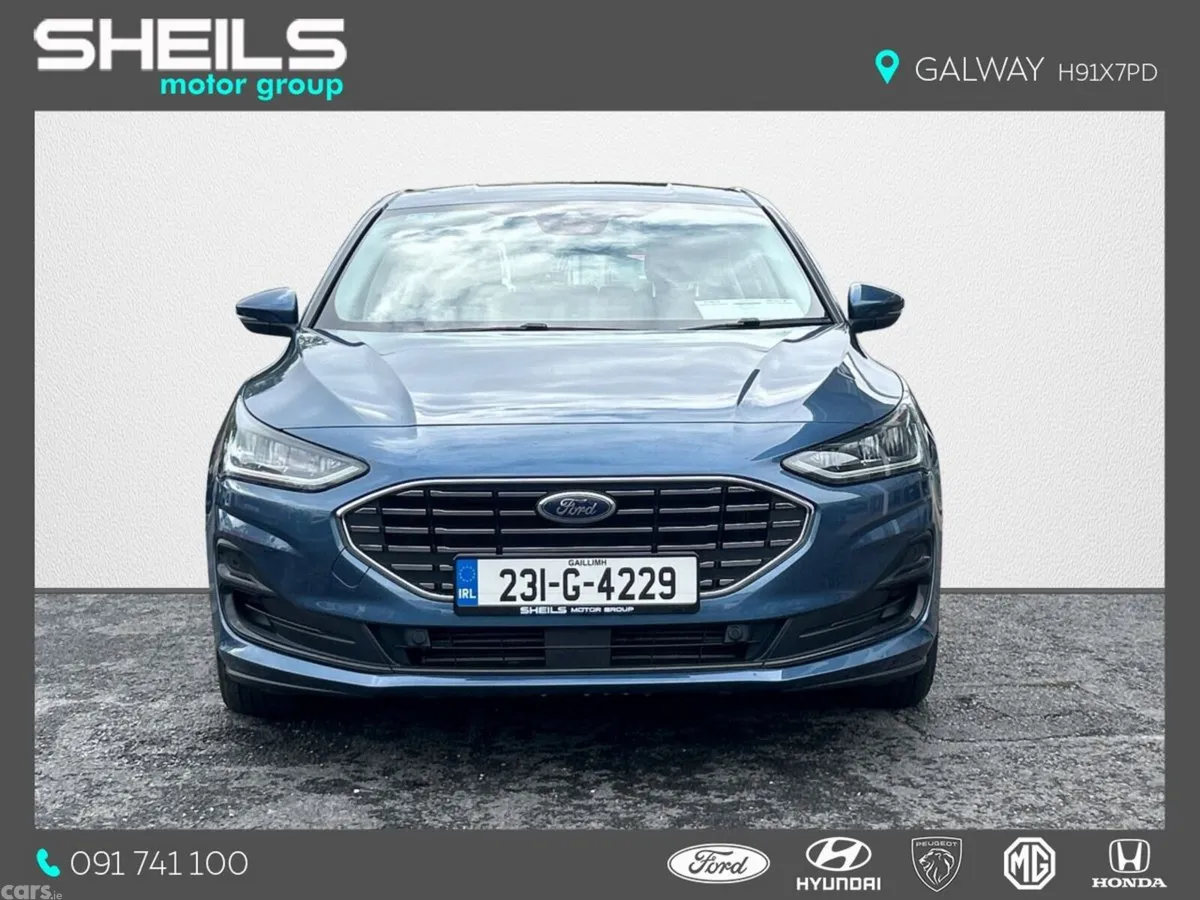 Ford Focus Hatchback, Petrol, 2023, Blue