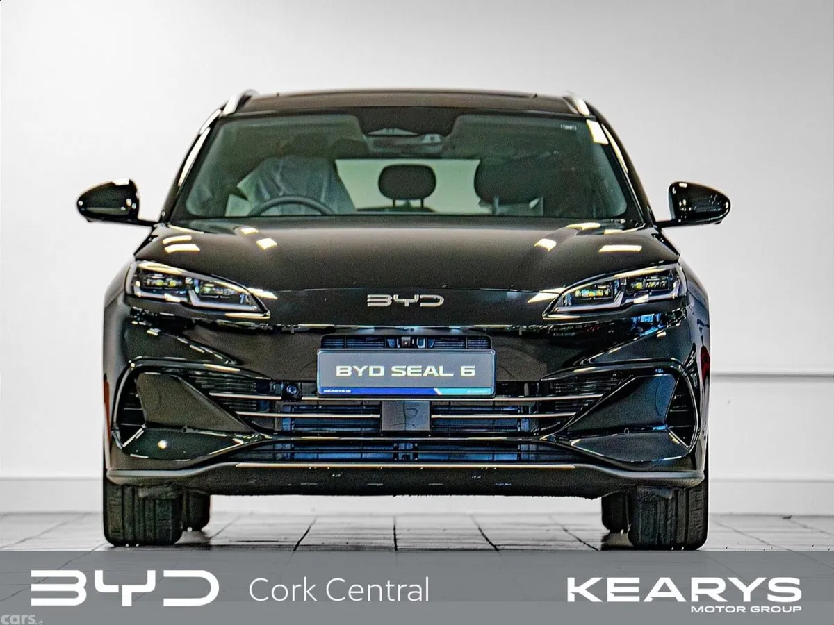 BYD Seal 6 Hatchback, Petrol Plug-in Hybrid, 2026, Black
