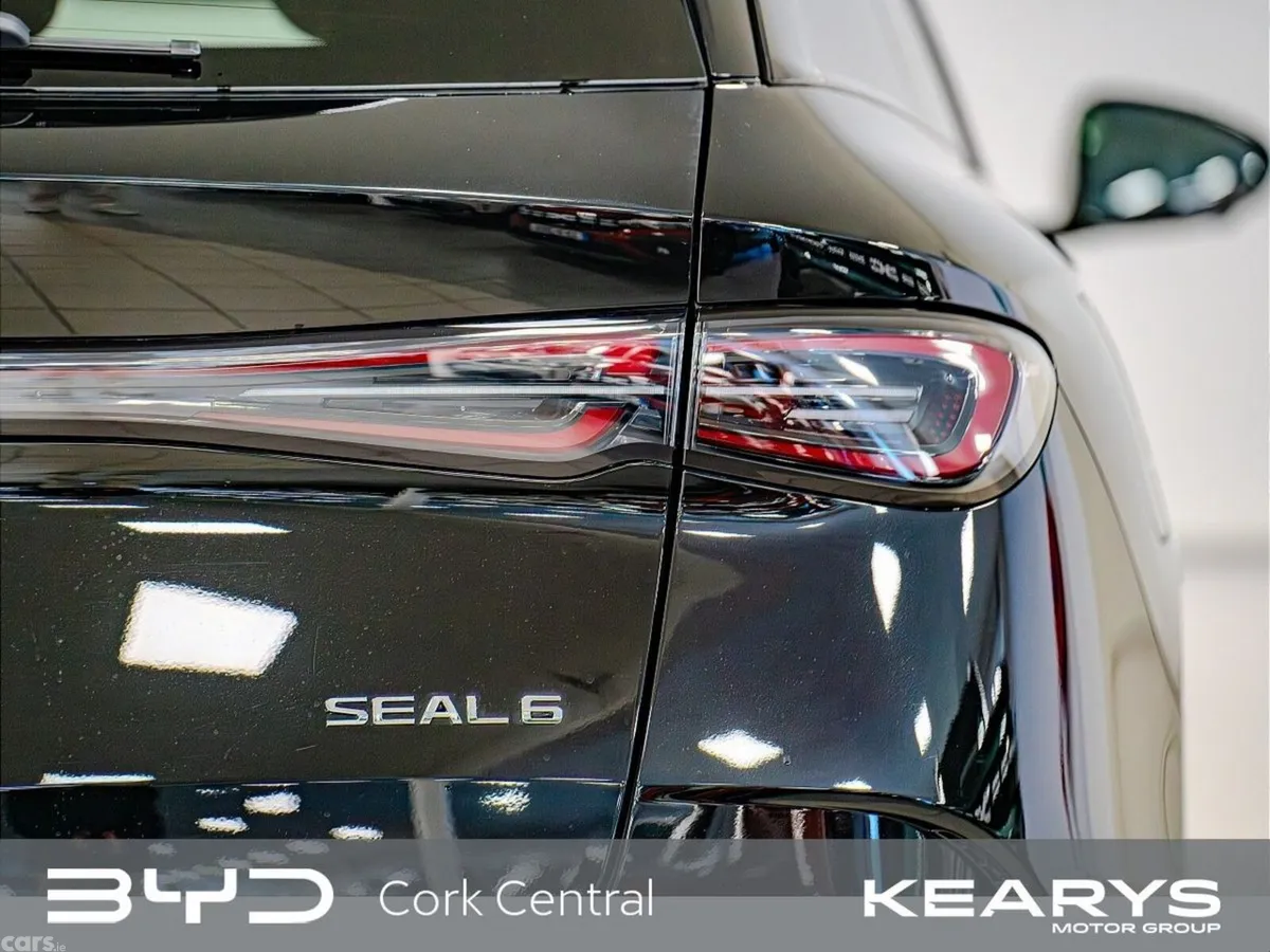 BYD Seal 6 Hatchback, Petrol Plug-in Hybrid, 2026, Black
