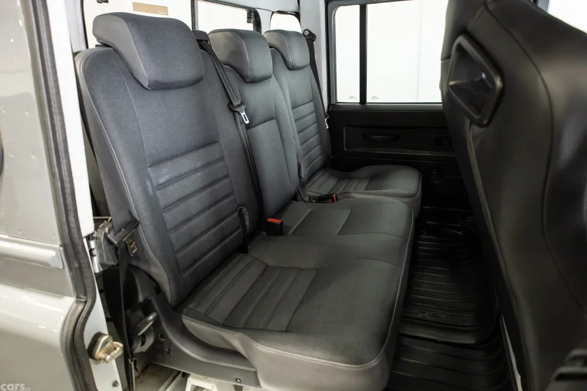 Land Rover Defender SUV, Diesel, 2017, Grey