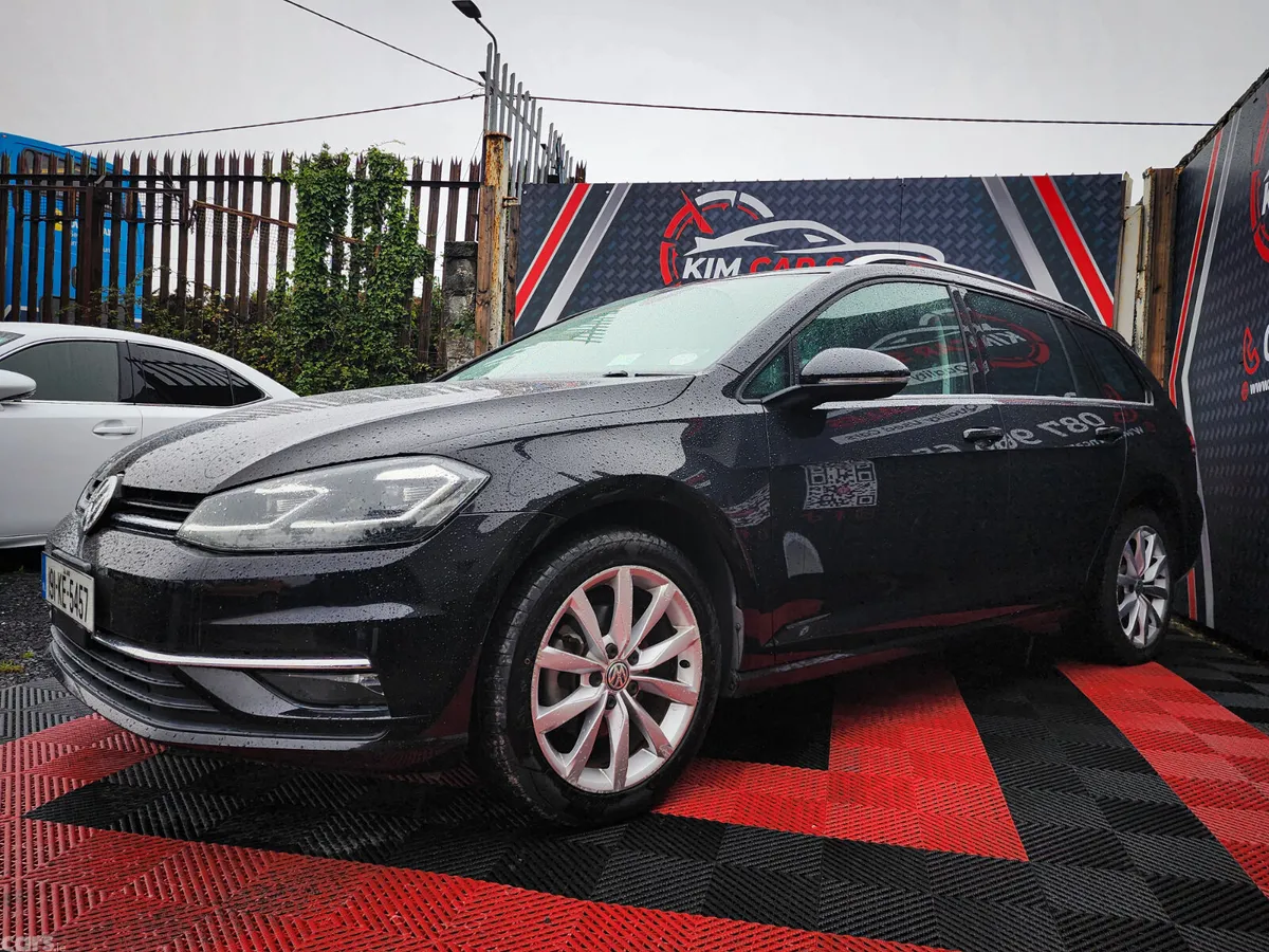 Volkswagen Golf Estate, Petrol, 2019, Black