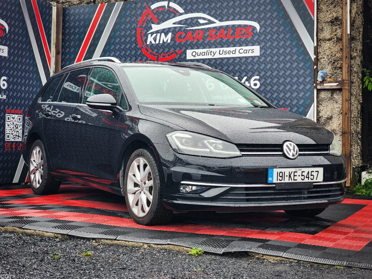 Volkswagen Golf Estate, Petrol, 2019, Black