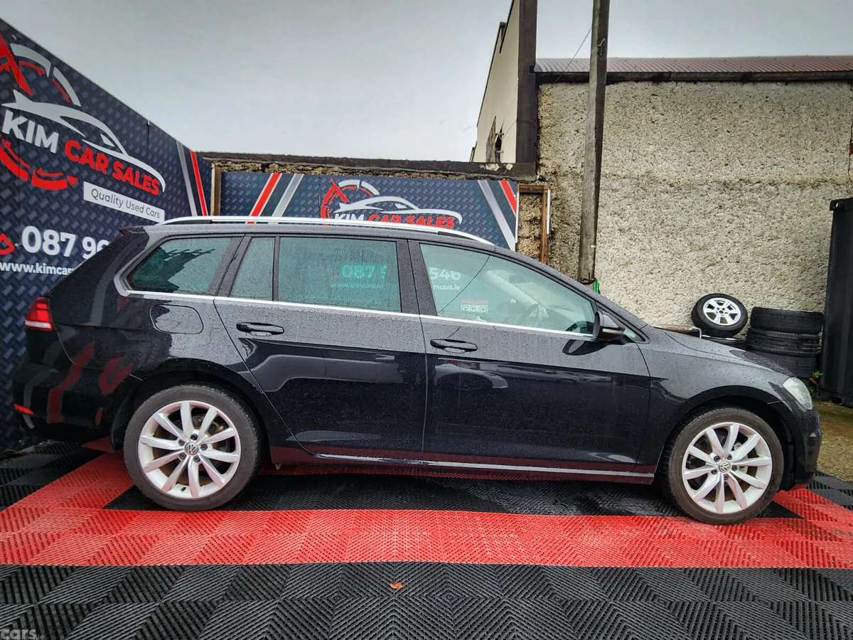 Volkswagen Golf Estate, Petrol, 2019, Black