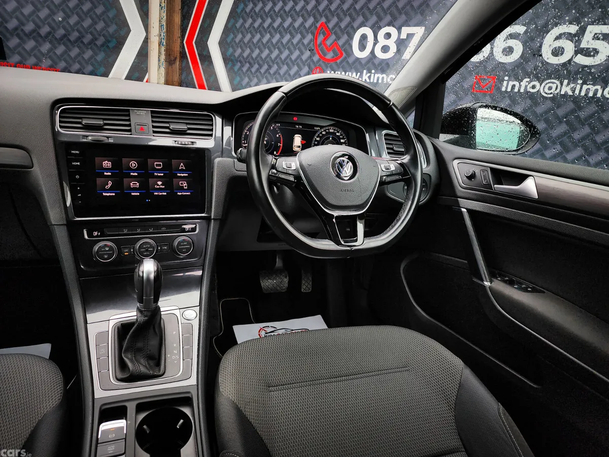Volkswagen Golf Estate, Petrol, 2019, Black