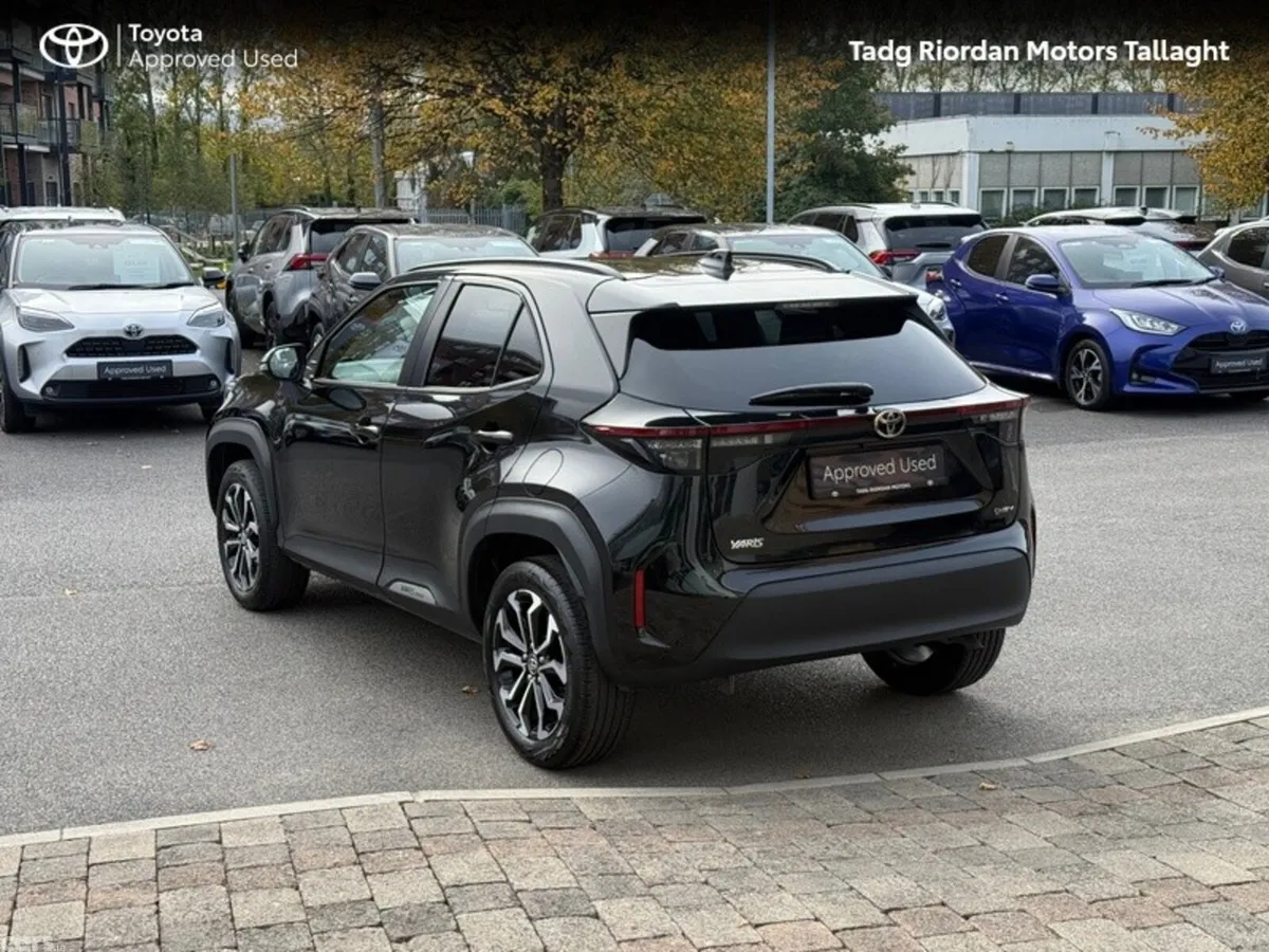 Toyota Yaris Cross SUV, Petrol Hybrid, 2026, Black