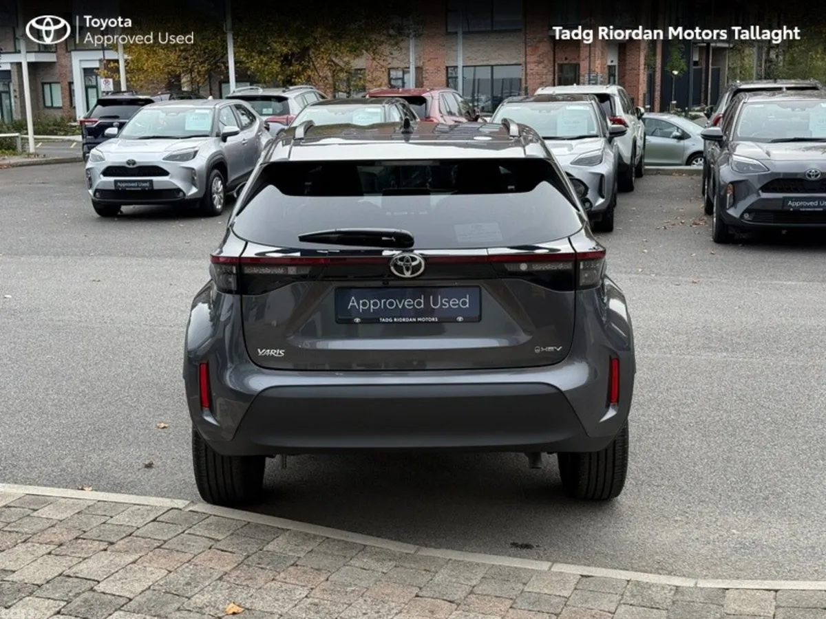 Toyota Yaris Cross SUV, Petrol Hybrid, 2026, Grey