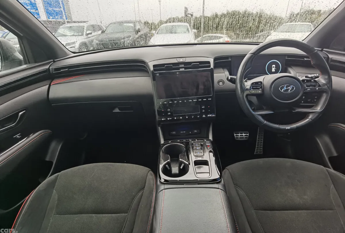 Hyundai Tucson SUV, Petrol Plug-in Hybrid, 2023, White