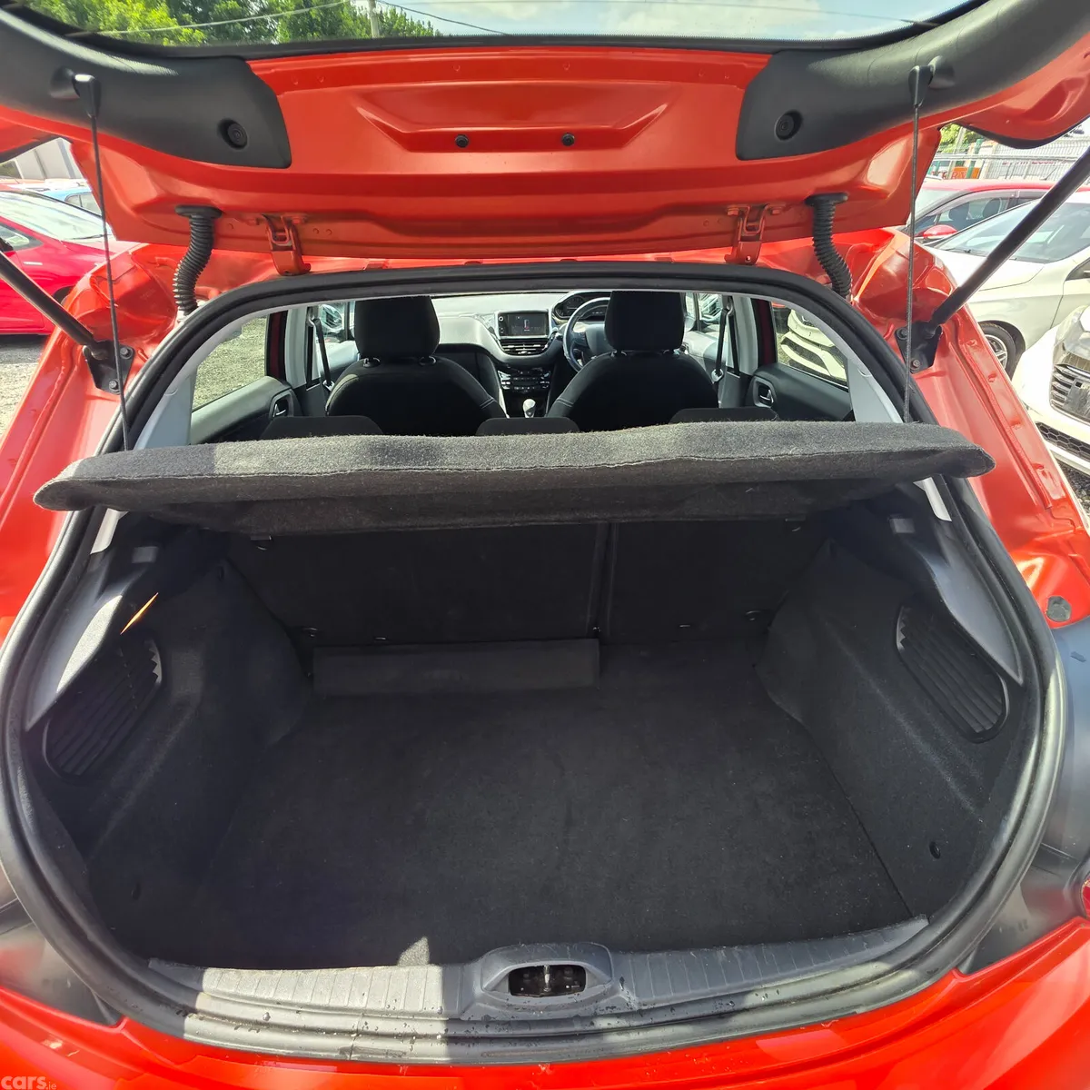 Peugeot 208 Hatchback, Petrol, 2017, Orange