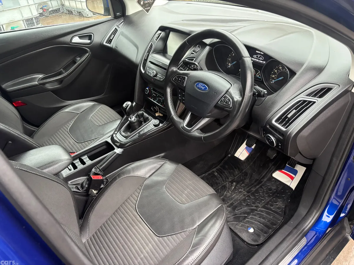 Ford Focus Hatchback, Diesel, 2016, Blue