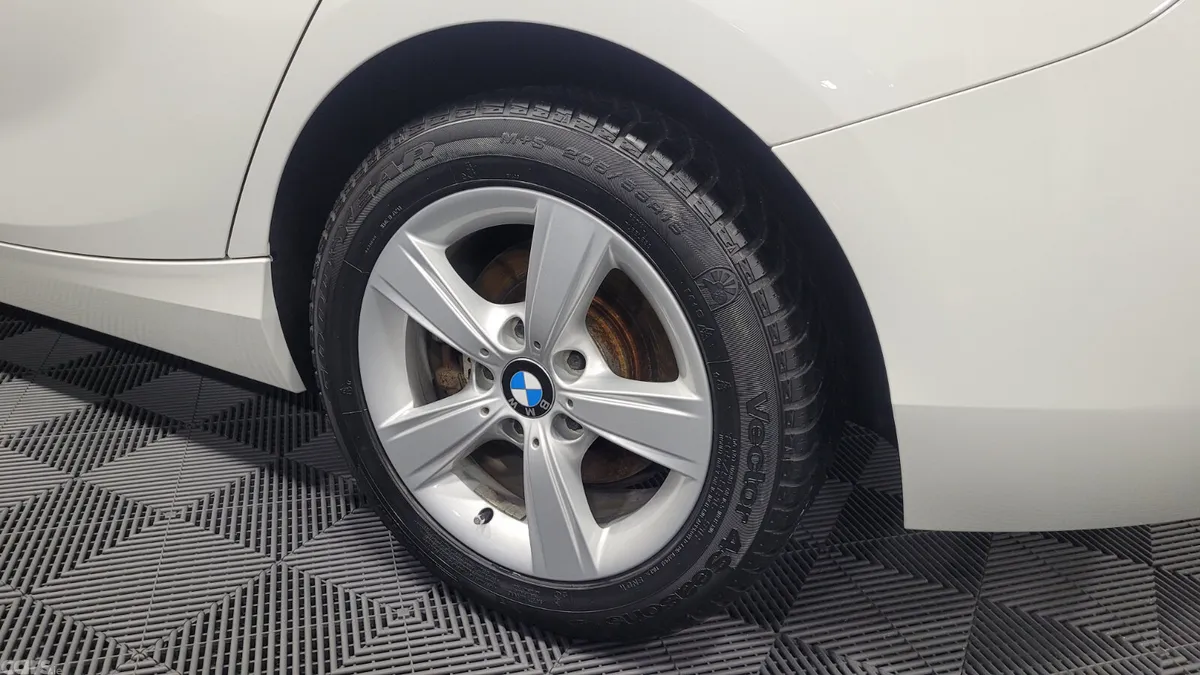 BMW 1-Series Hatchback, Diesel, 2016, White