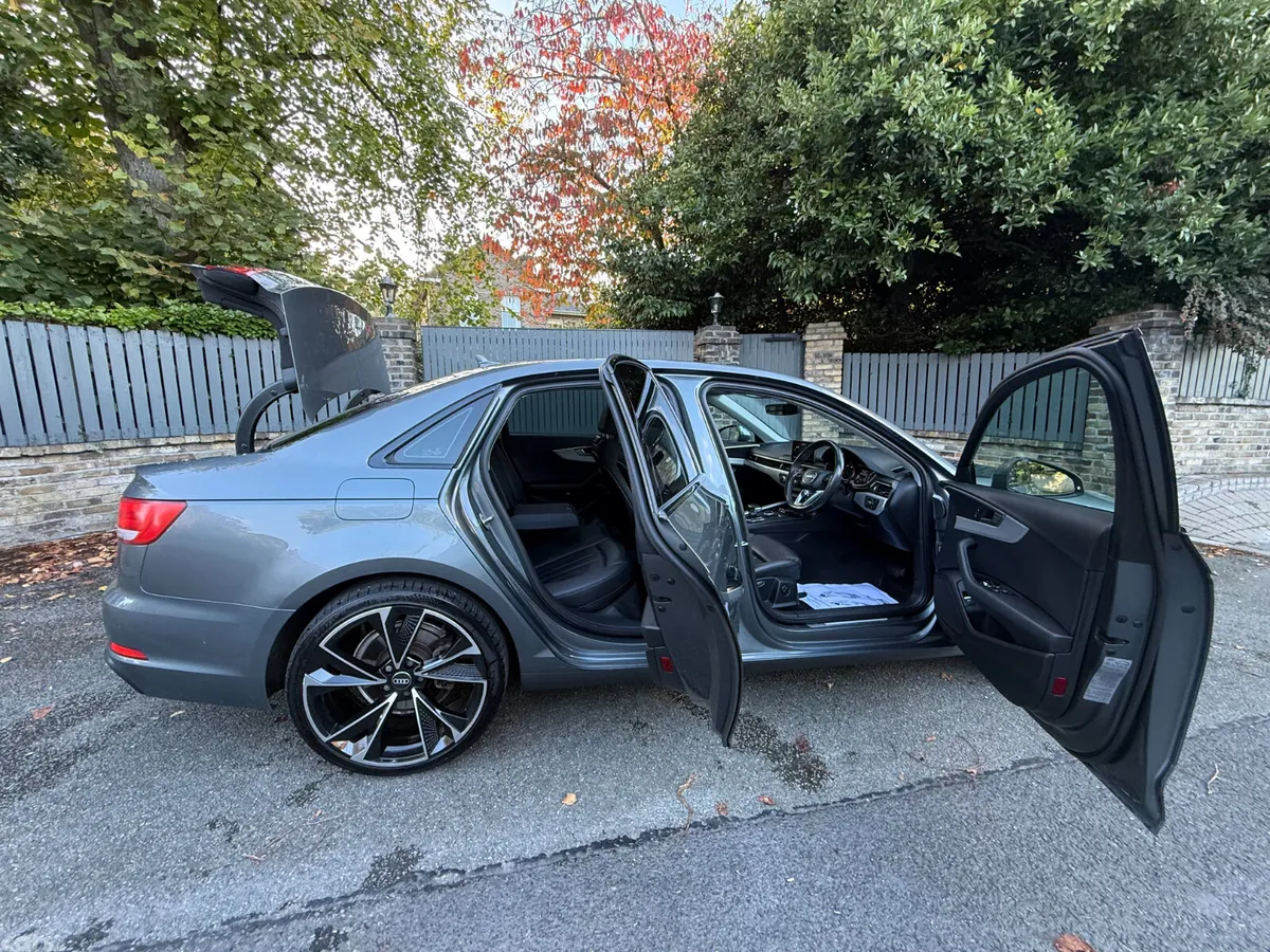 Audi A4 Saloon, Diesel, 2019, Grey