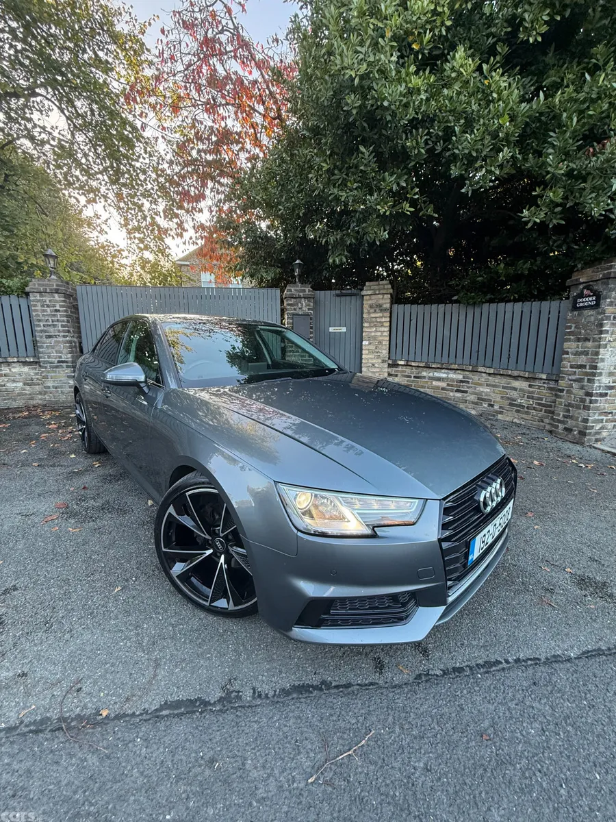 Audi A4 Saloon, Diesel, 2019, Grey