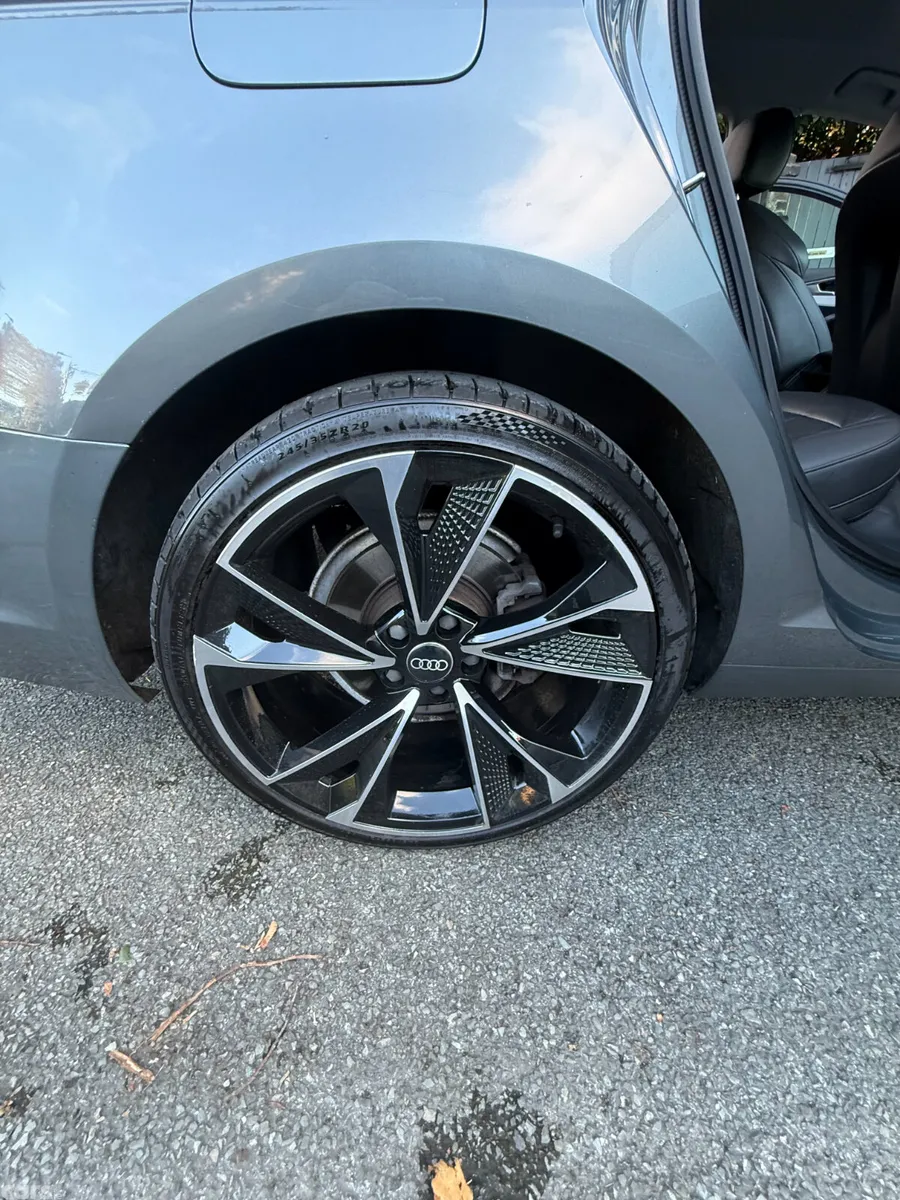 Audi A4 Saloon, Diesel, 2019, Grey