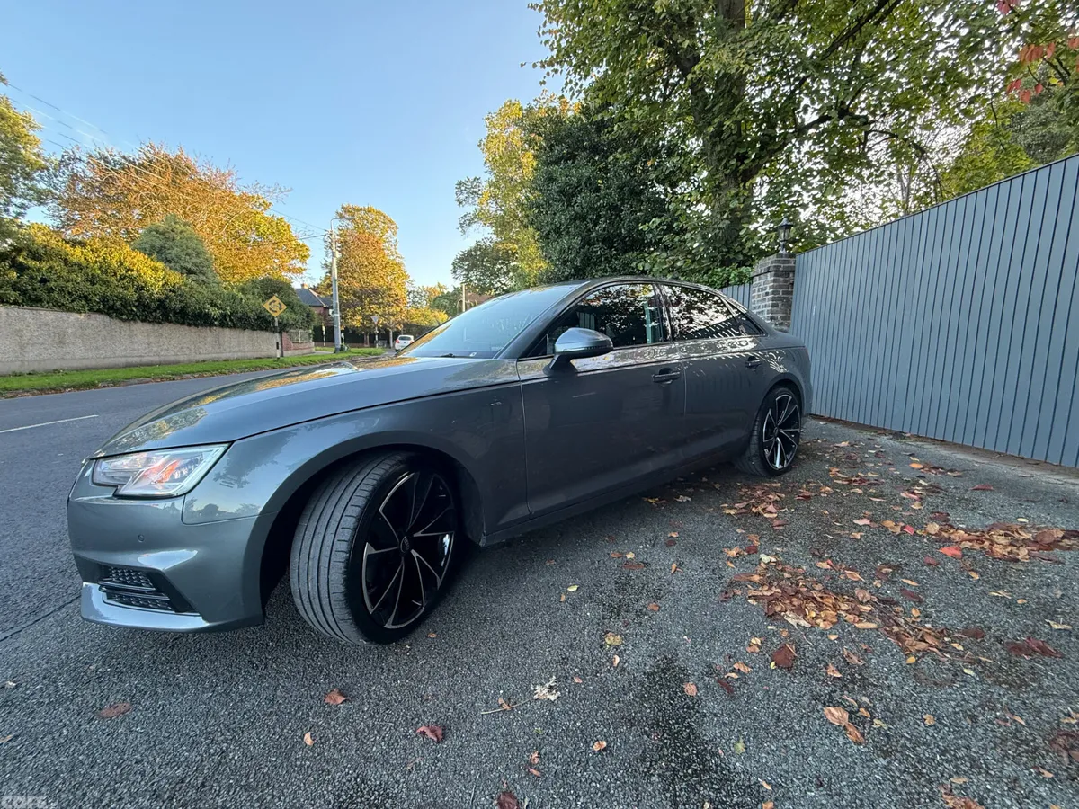 Audi A4 Saloon, Diesel, 2019, Grey