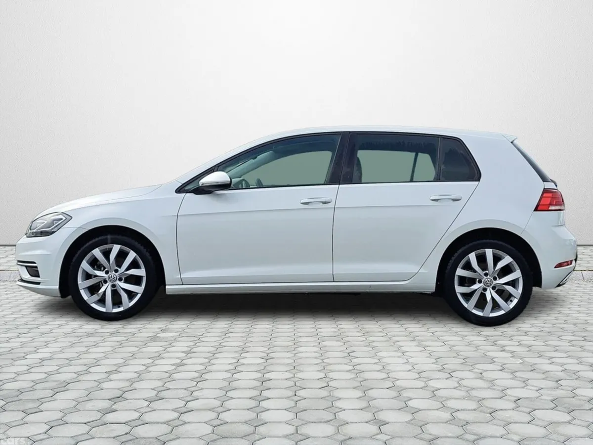 Volkswagen Golf Hatchback, Petrol, 2018, White