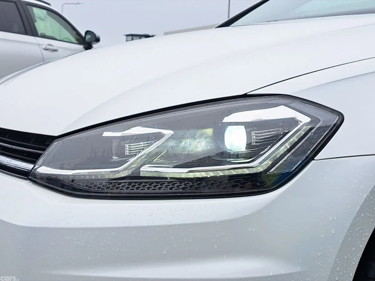 Volkswagen Golf Hatchback, Petrol, 2018, White