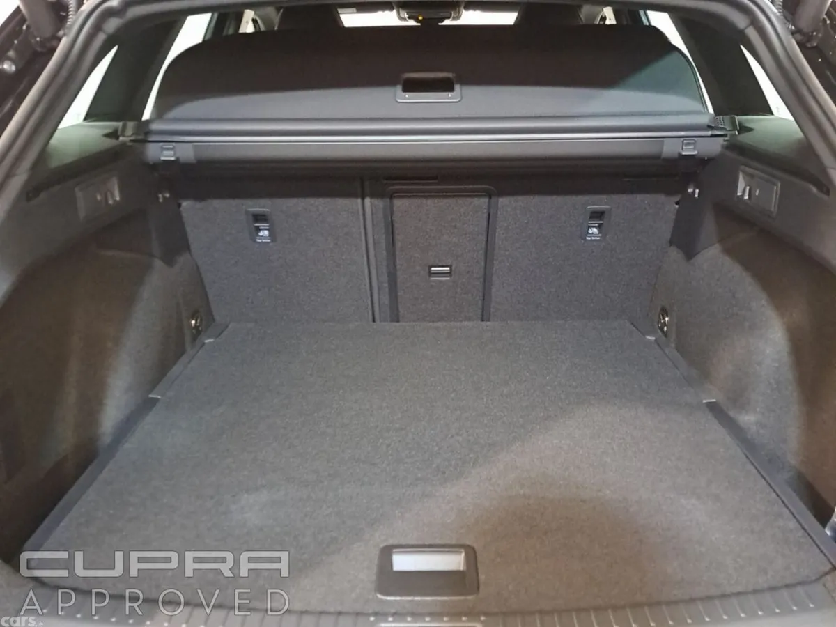 Cupra Leon Estate, Petrol, 2026, Black