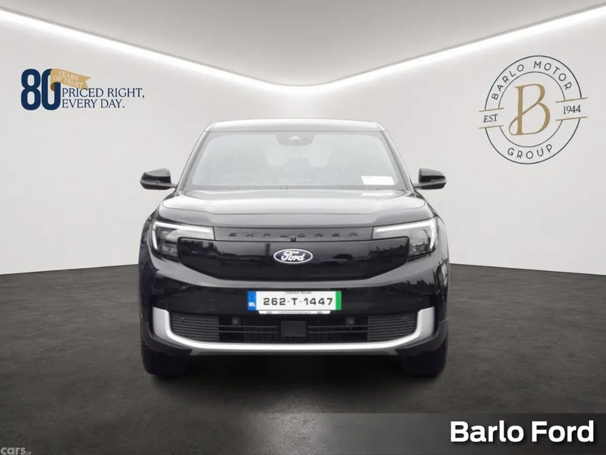 Ford Explorer MPV, Electric, 2026, Black