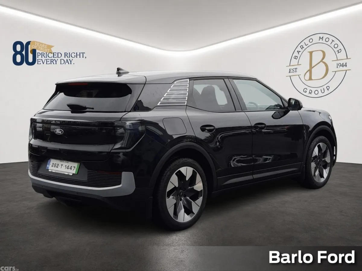 Ford Explorer MPV, Electric, 2026, Black